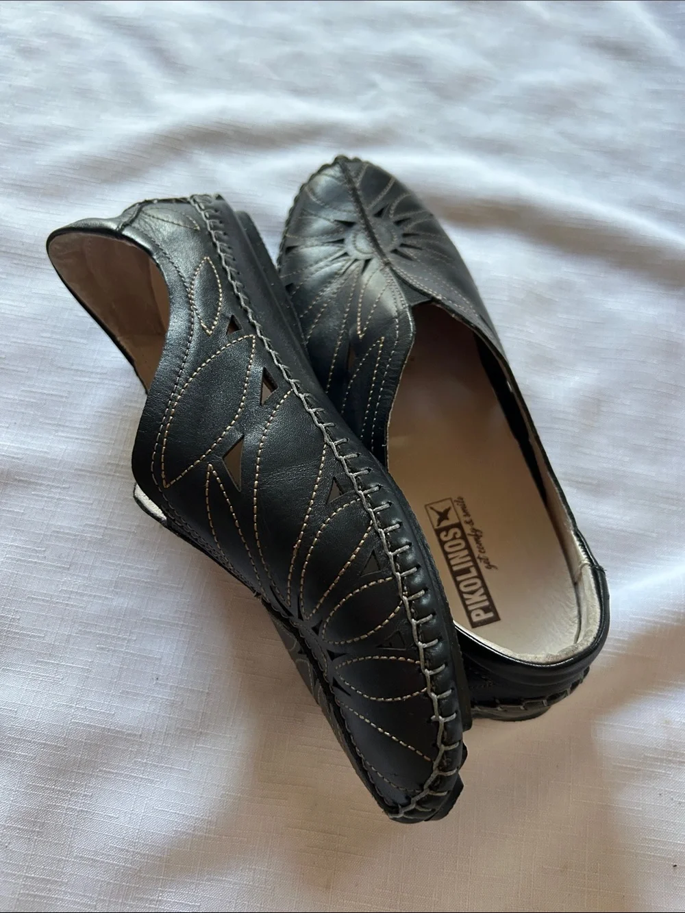 PIKOLINOS Black Leather Slip-On Loafers with Sunburst Stitching